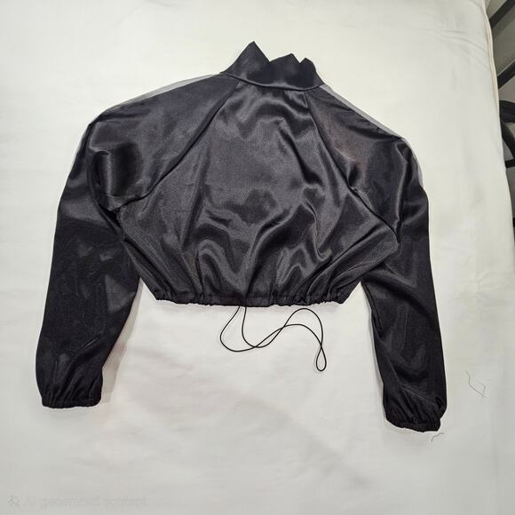 Forever 21  Medium Cropped Windbreaker 1/4 Zip Lightweight Jacket Y2K Retro NWT - Picture 6 of 8